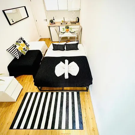 Cozy Heart Of Centre Апартаменти Лісабон